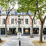 Paris Eiffel Flats